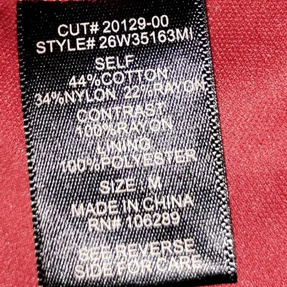 SWEET BRICK LACE DRESS - Picture 2 of 8